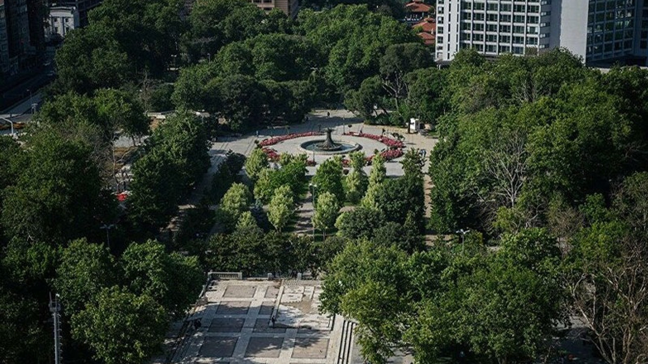 Gezi Parkı'nın mülkiyeti İBB'den alınarak Vakıflar Genel Müdürlüğü'ne devredildi