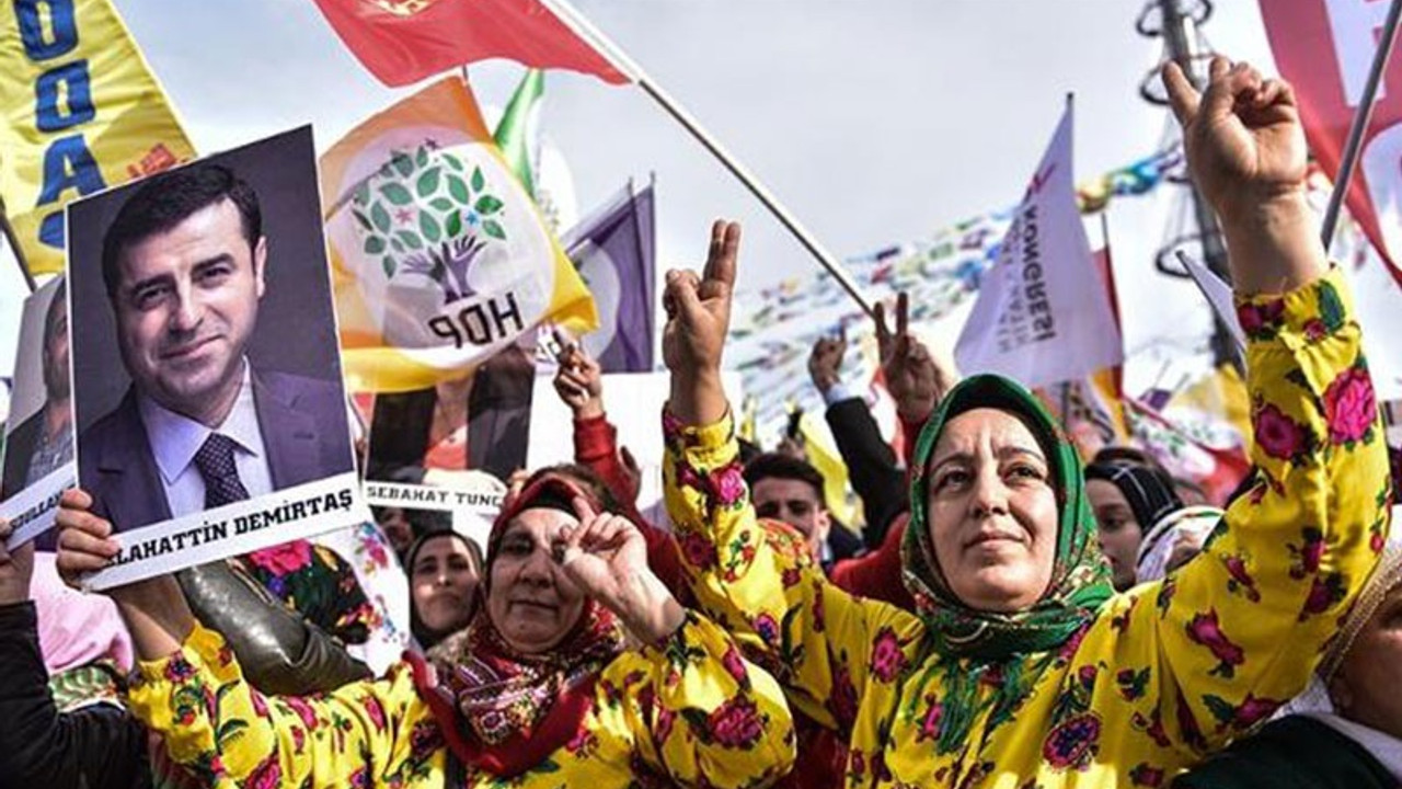 HDP'ye açılan kapatılması talebiyle hazırlanan iddianameye 9 partiden tepki