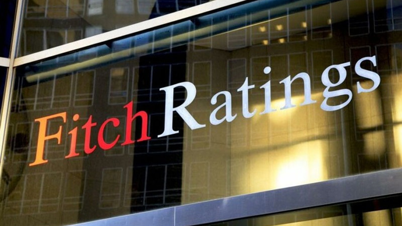 Fitch'ten 'faiz indirimi başlarsa Türkiye'nin notu düşebilir' uyarısı