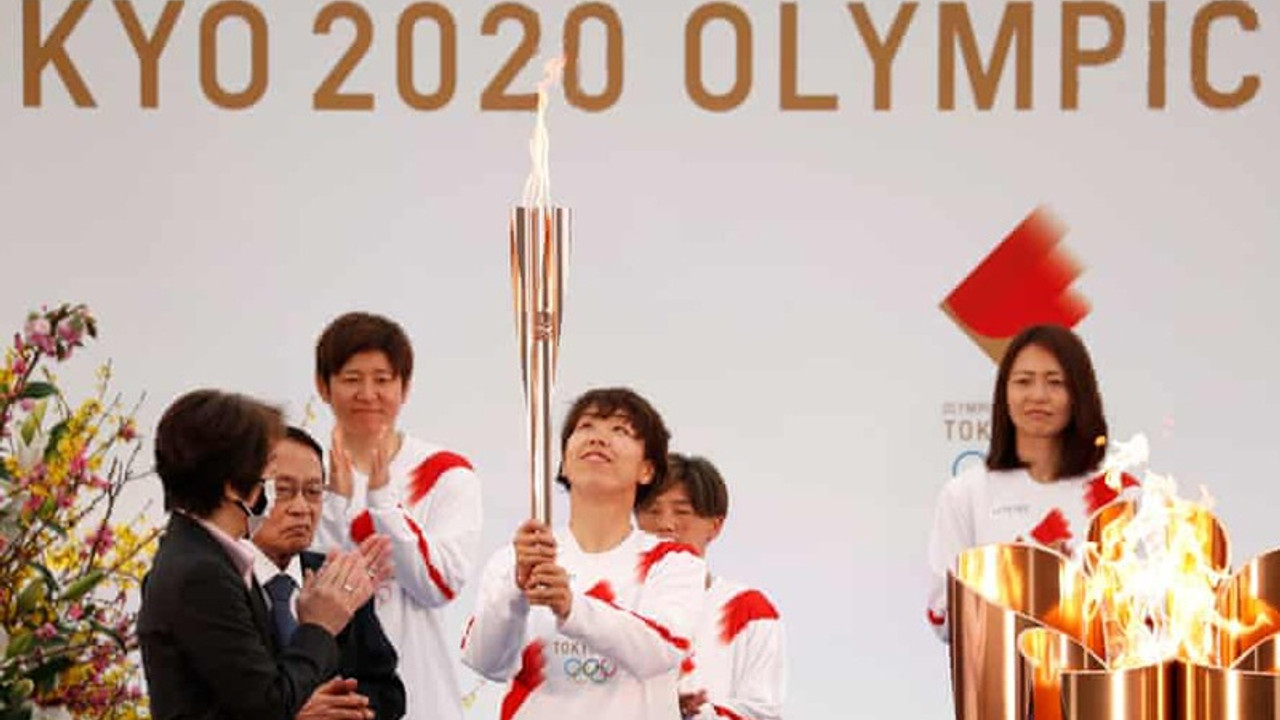 Covid-19 nedeniyle ertelenen 2020 Tokyo Olimpiyatları'nın Japonya'daki meşale turu başladı