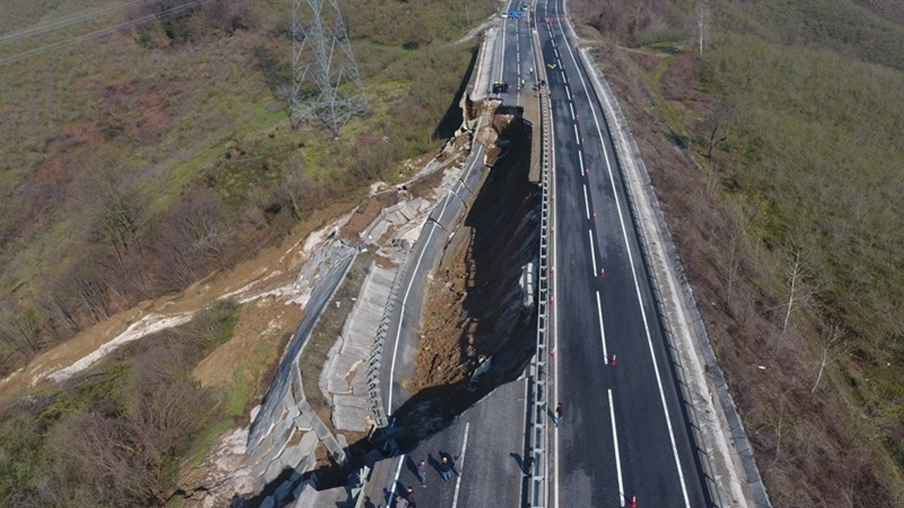 Limak'ın yaptığı yolda büyük göçük