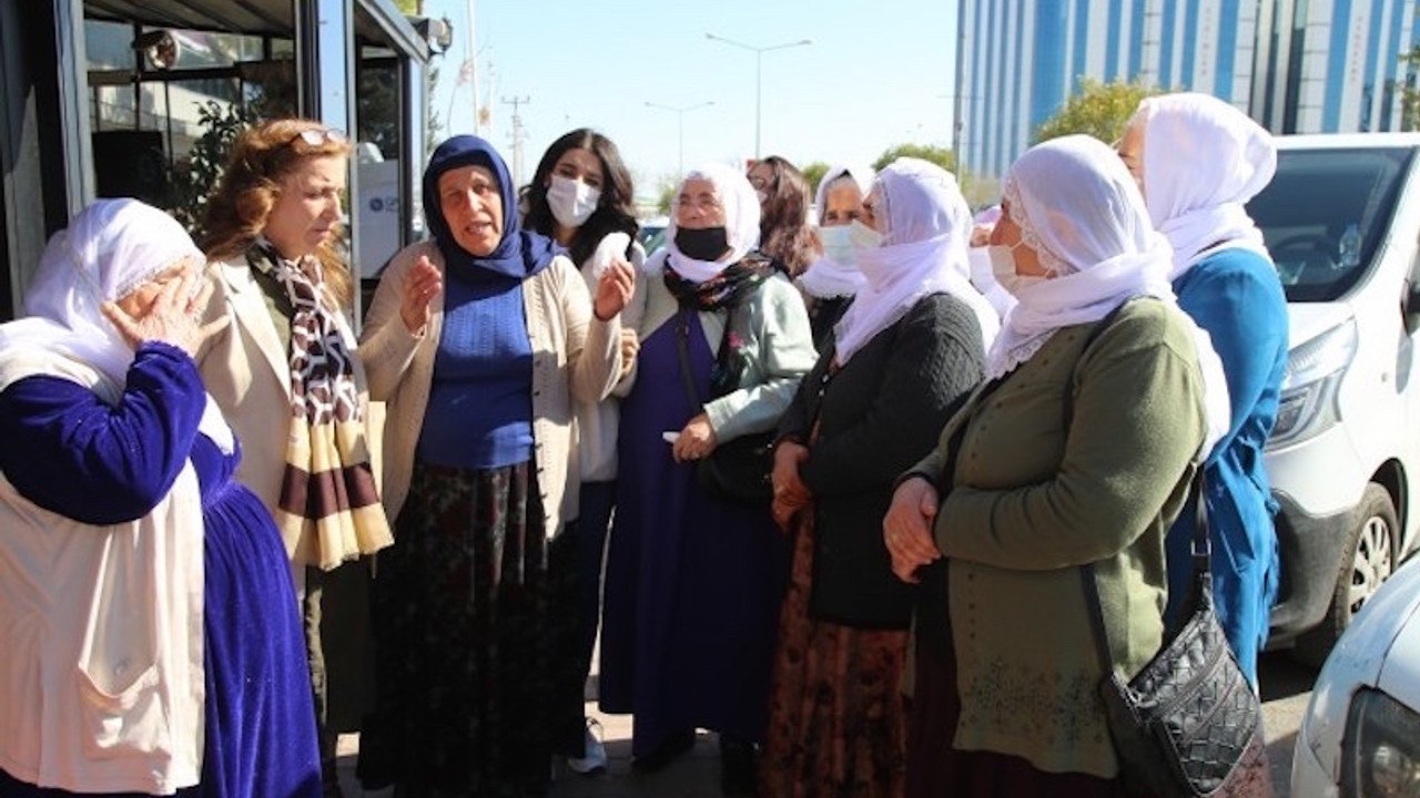 Barış Anneleri'nden Emine Şenyaşar'a destek: Bütün halklar için adalet lazım