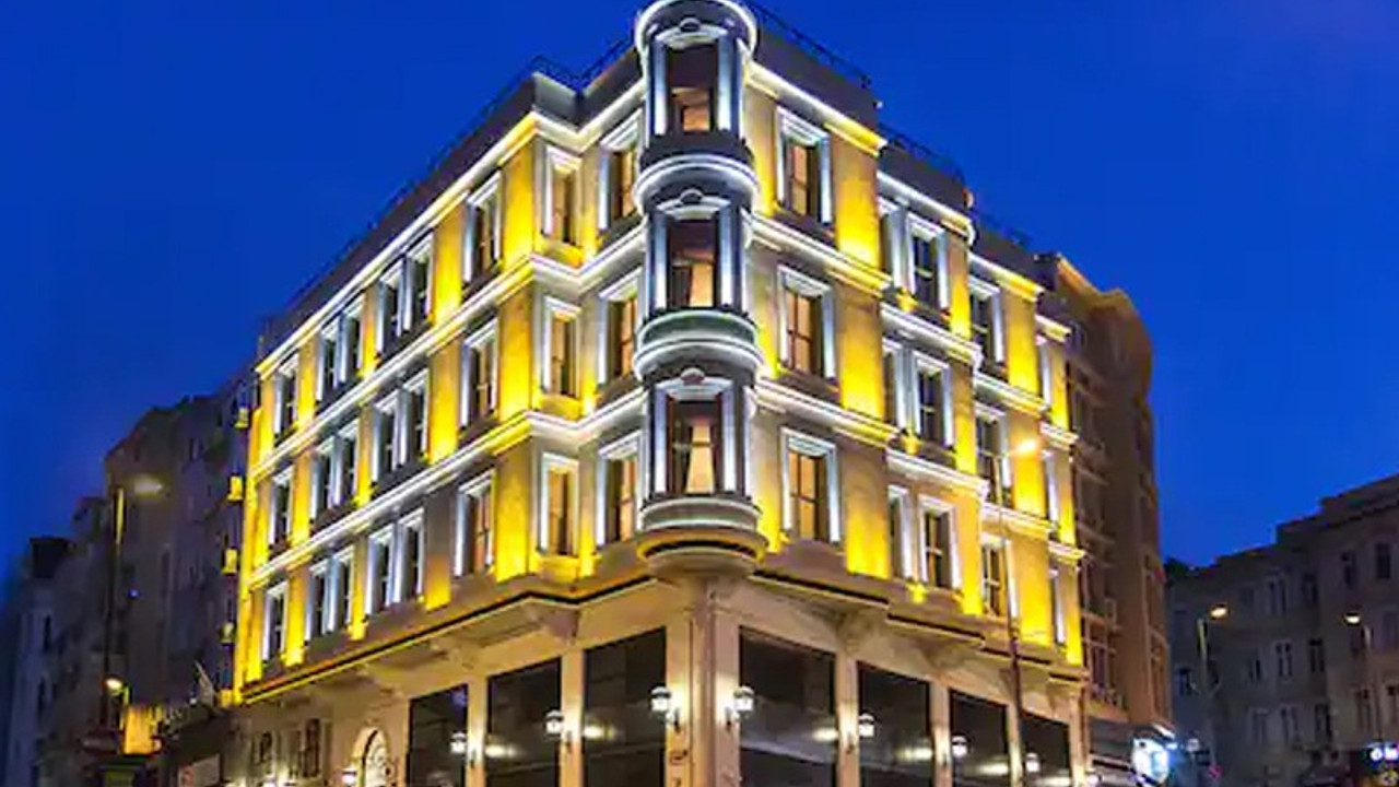 Otel patronundan işçilerle ya tazminat ya Kod-29 pazarlığı