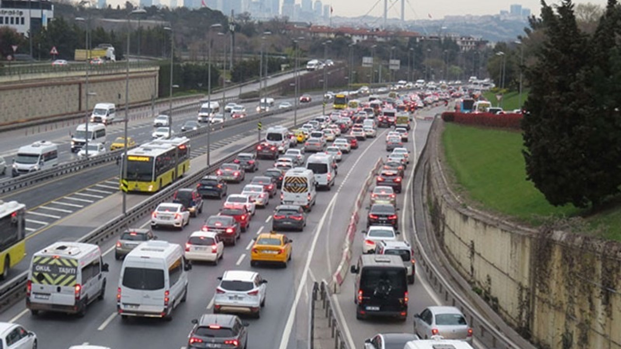 56 saatlik kısıtlamanın ardından İstanbul'da trafik yoğunluğu