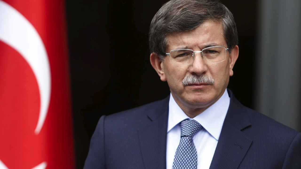 Davutoğlu sessizliğini Görmez için bozdu