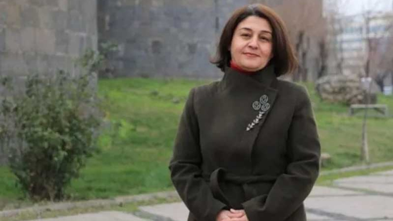 HDP Diyarbakır İl Eş Başkanı Hülya Alökmen Uyanık tutuklandı