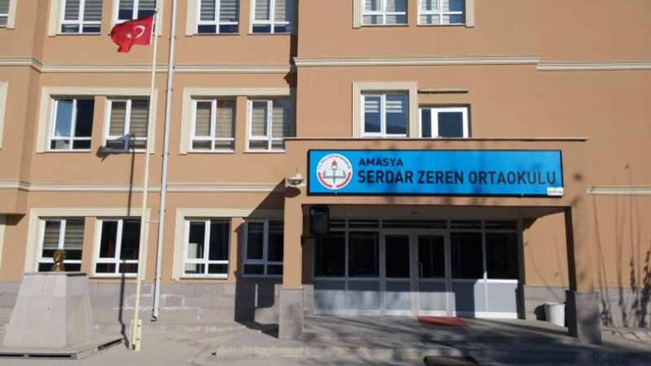 'Bulunduğumuz çağ ile bundan yıllar önce arasında farklar var' diyen öğretmene soruşturma