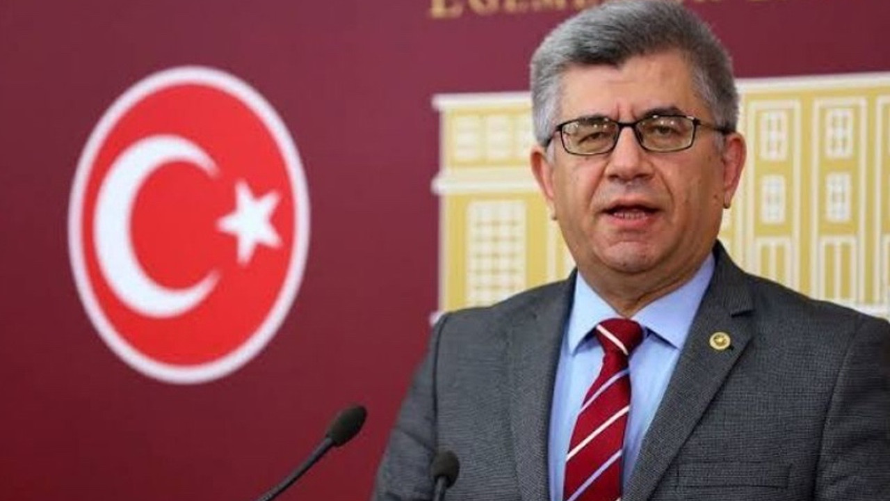 MHP'li Aycan: Aşının zorla yapılması gerekiyor