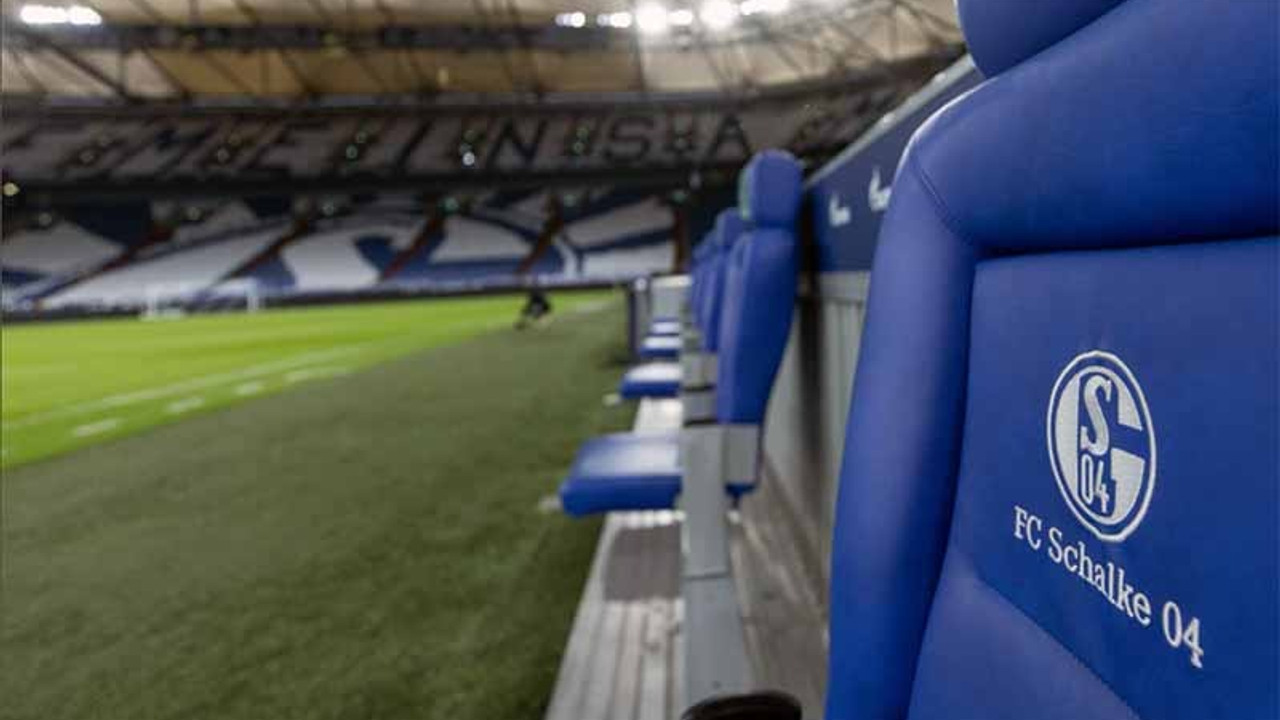 Schalke 04, 33 yıl sonra küme düştü