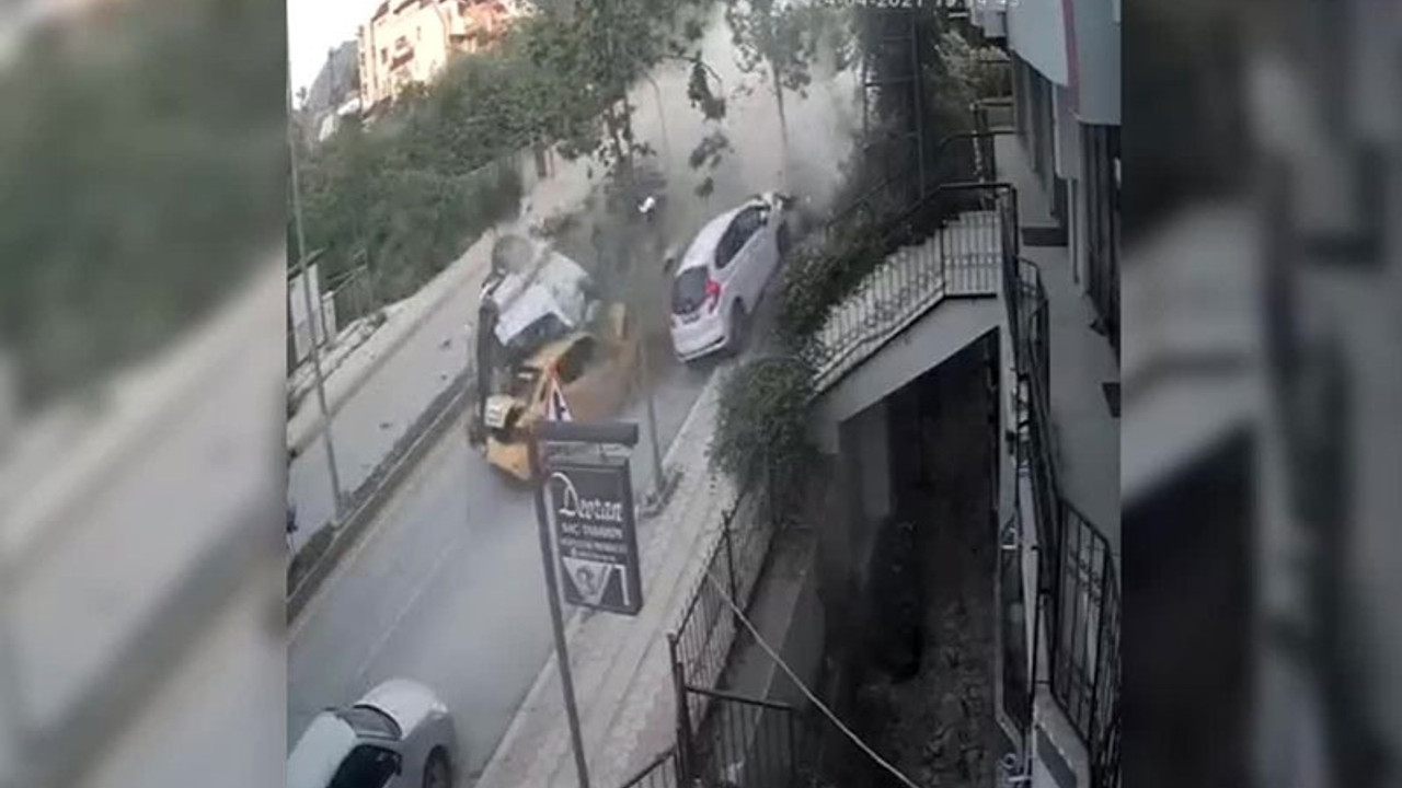 Freni patlayan kamyon çok sayıda araca çarptı: 4 ölü