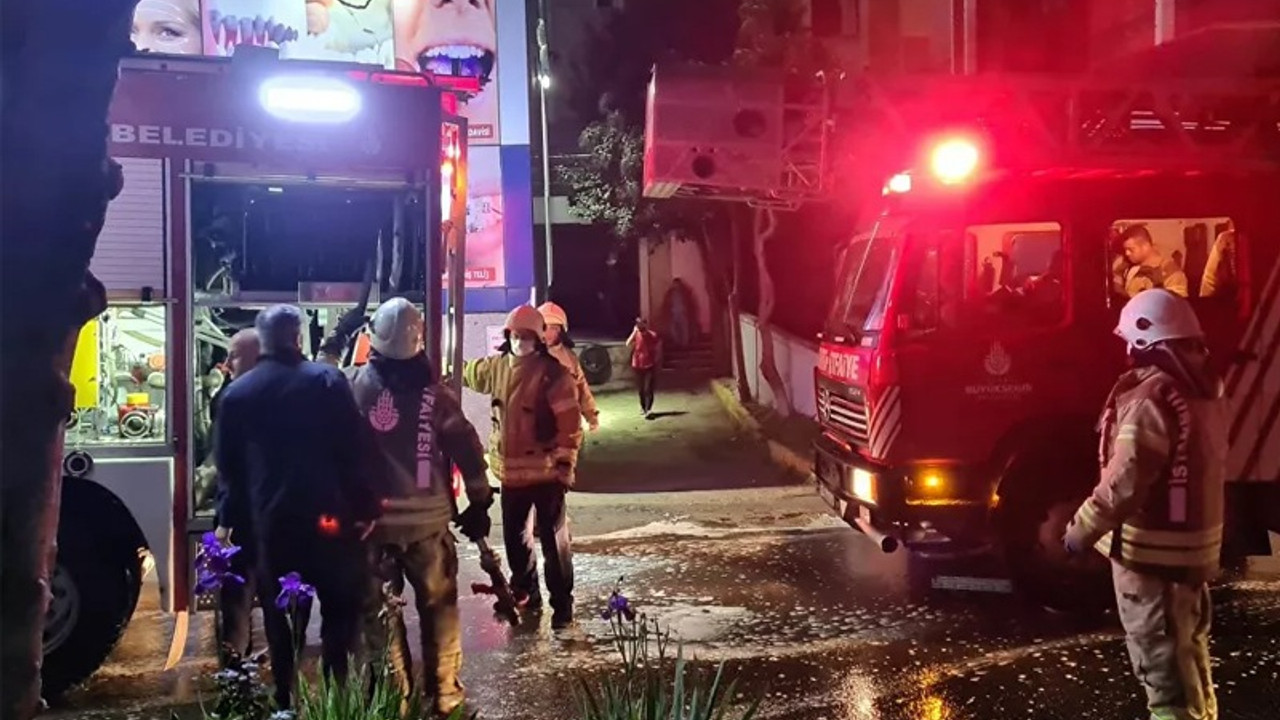 Pendik'te hastanede yangın: İlk müdahaleyi, yangın tüpleriyle sağlık çalışanları yaptı