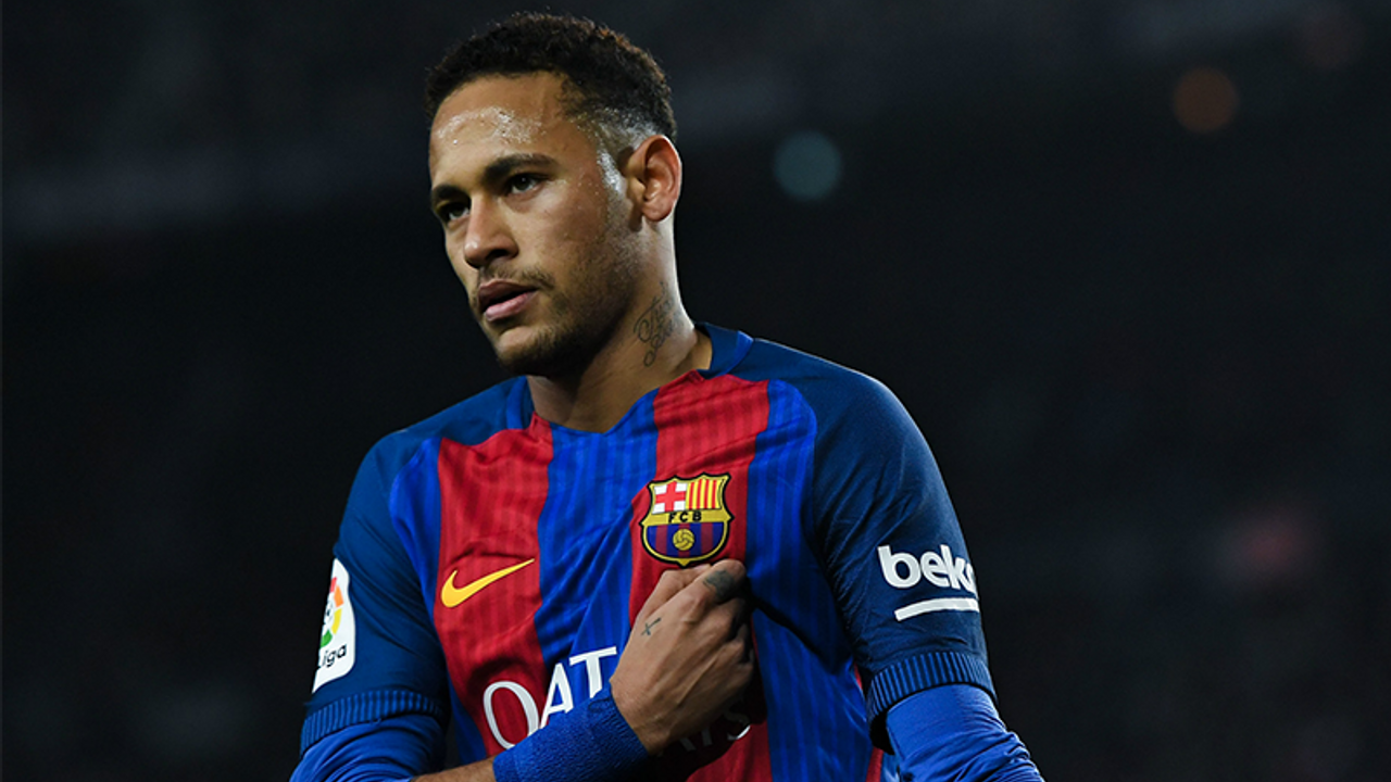 Futbol tarihinin en pahalı transferi Neymar oldu