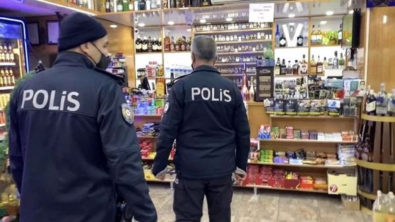 Alkol sattığı için gözaltına alınan esnaf: Uyuşturucu satıcısına böyle baskın yapılmıyor