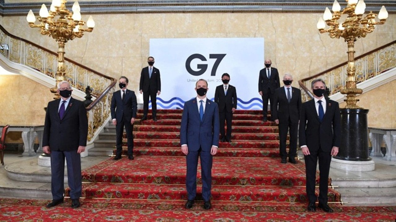 G7 zirvesine katılan Hint yetkililerin Covid-19 testi pozitif çıktı