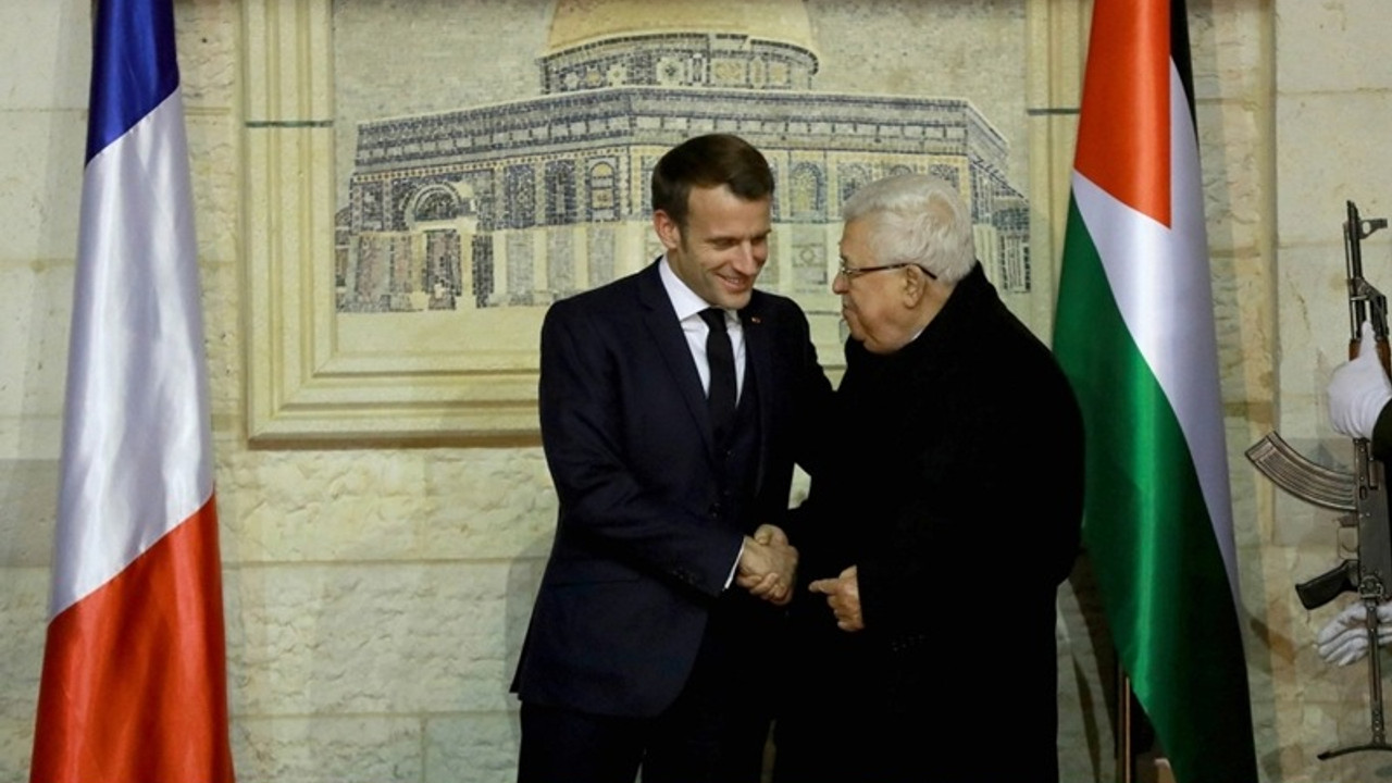 Fransa Cumhurbaşkanı Macron, Filistin Devlet Başkanı Abbas ile görüştü