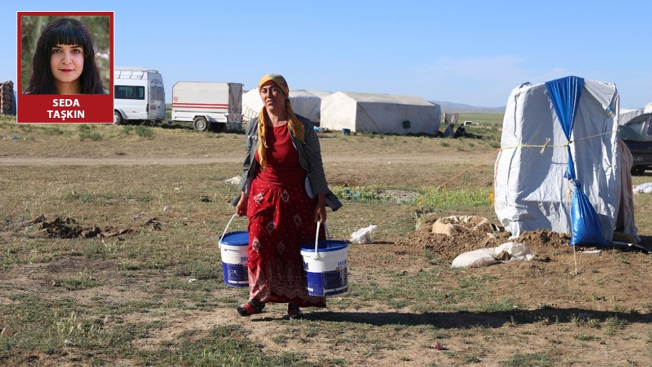 İşçiler suya ulaşmak için her gün 3 kilometre yol yürüyor