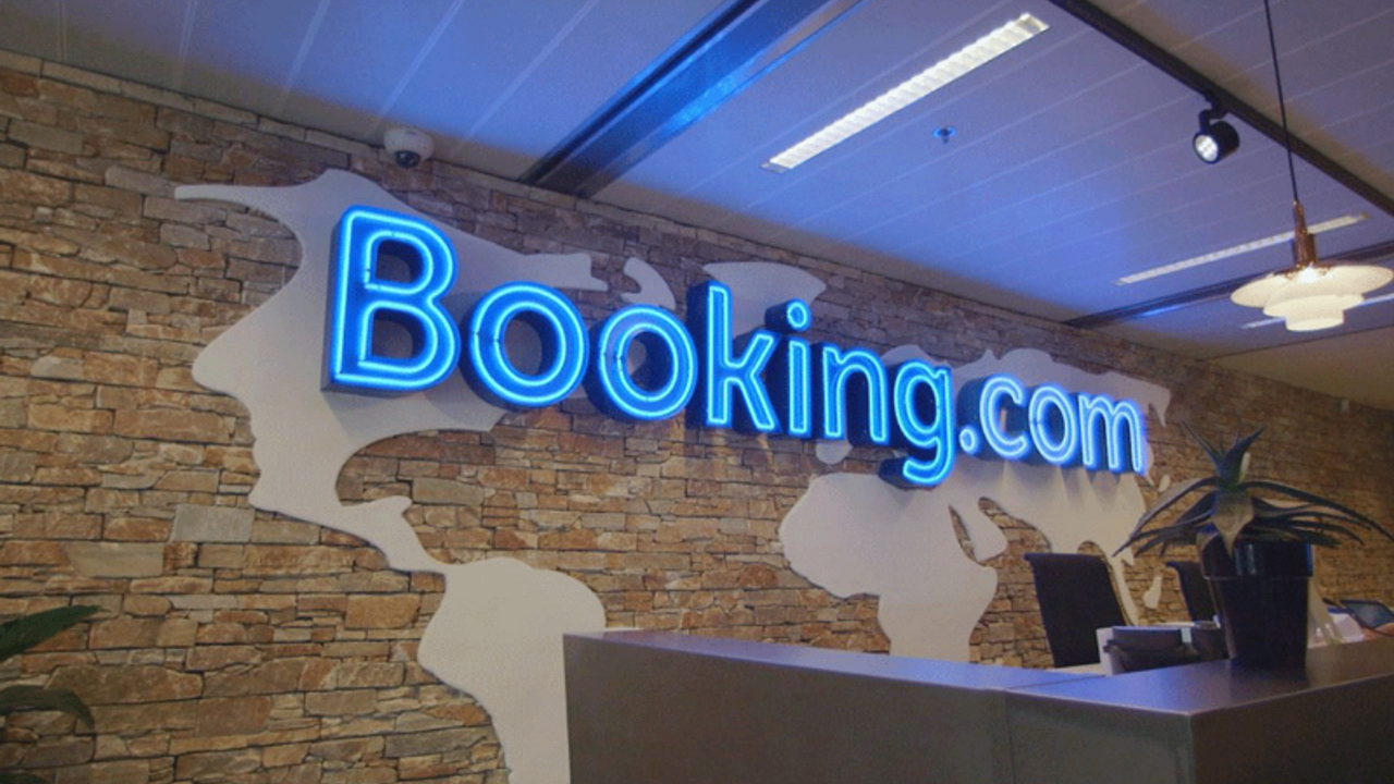 'Booking.com'un görüşme talebi var'