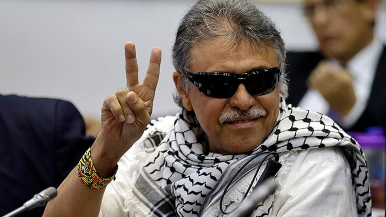 Eski FARC komutanı Jesus Santrich Venezuela'daki saldırıda öldürüldü