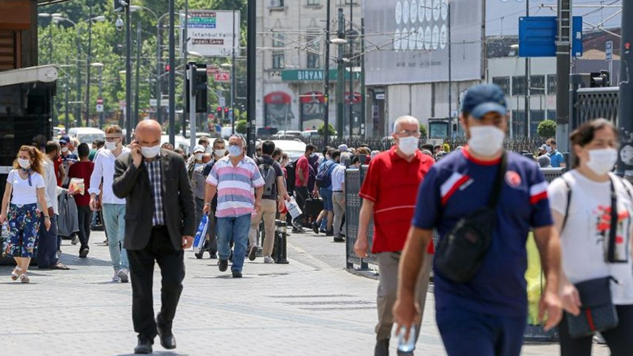 Doktorlar sordu: 17 günlük kapanma salgını kontrol altına almak için miydi, yoksa turizm sektörü için mi?