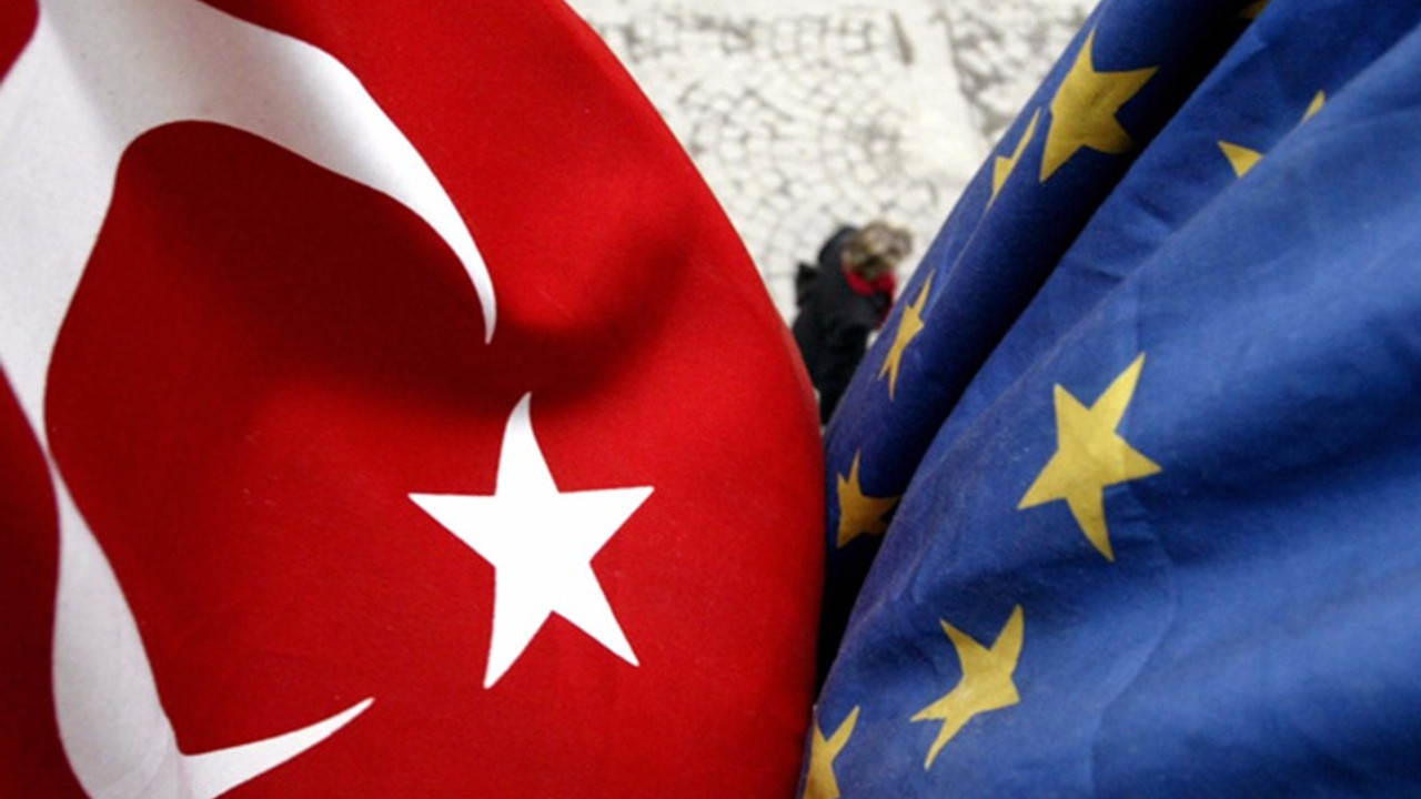 ‘AB Türkiye’ye yardım parasını vermeyecek’