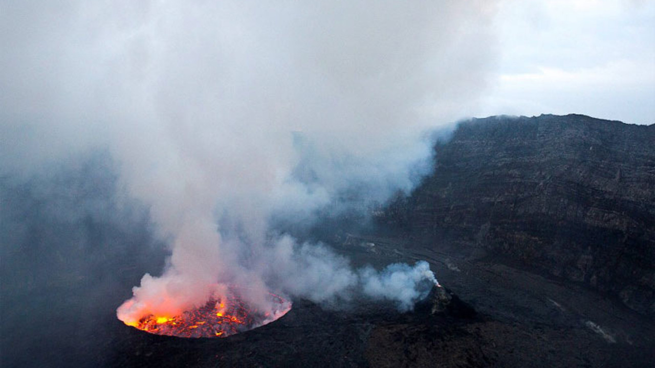 Kongo'da Nyiragongo yanardağı patladı: 15 kişi öldü, 170 çocuk kayıp