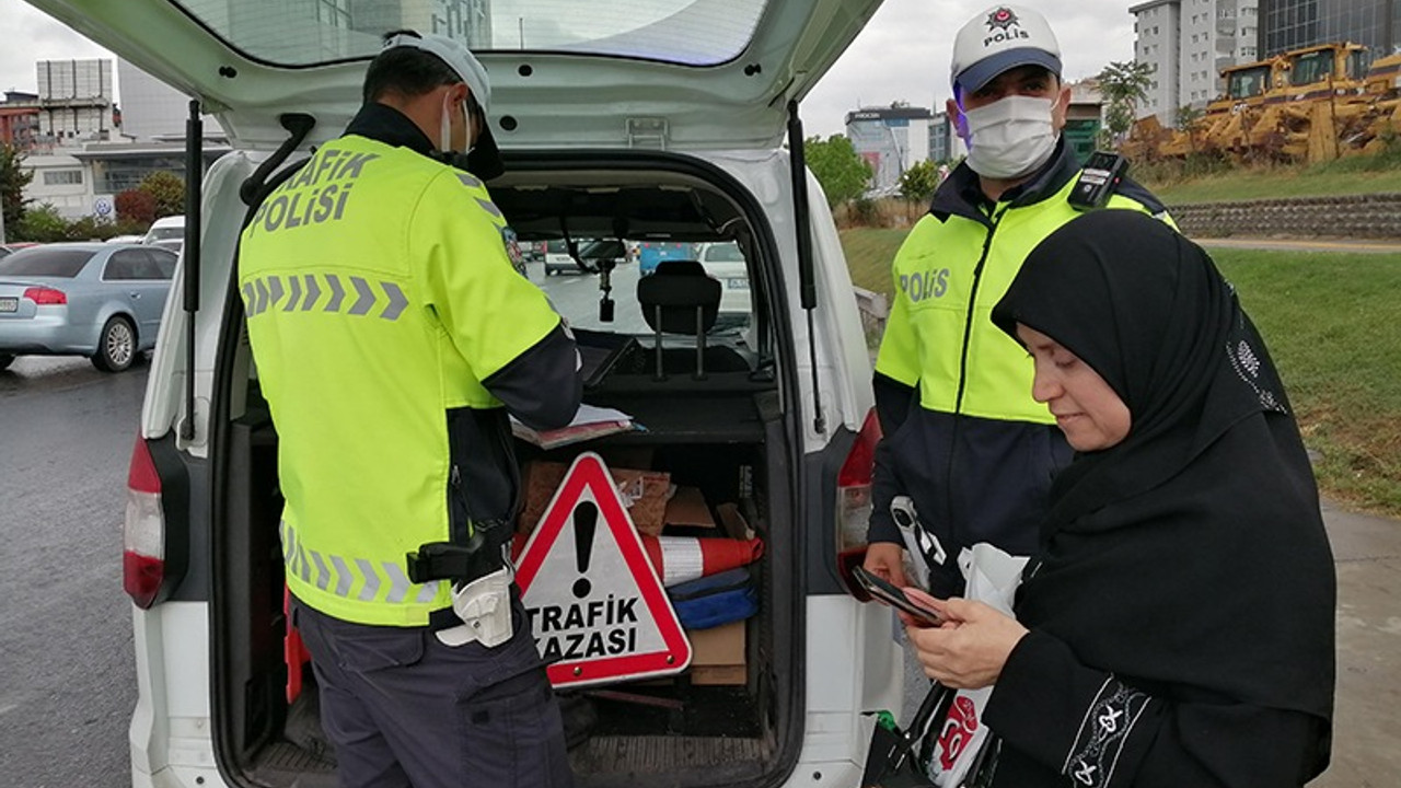 Maske cezası yiyen kadın: Yetti artık, maskenin koruyuculuğuna dair kanıt istiyorum