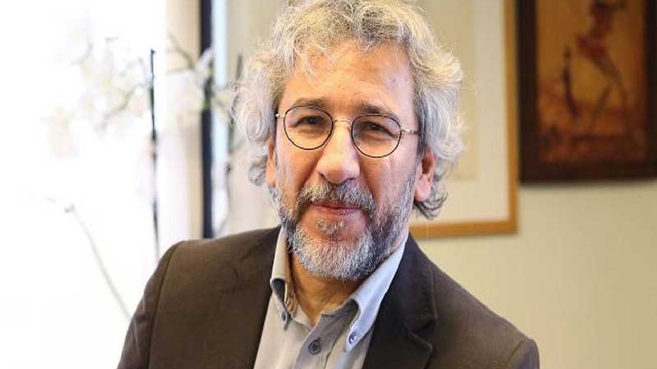 Gazeteci Can Dündar hakkında 'kırmızı bülten' kararı