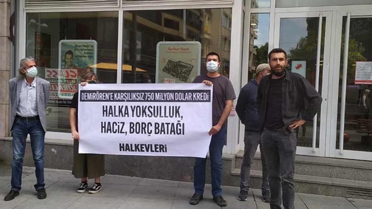 Halkevleri üyeleri Ziraat Bankası önündeydi: Mafya düzeninden hesap soracağız