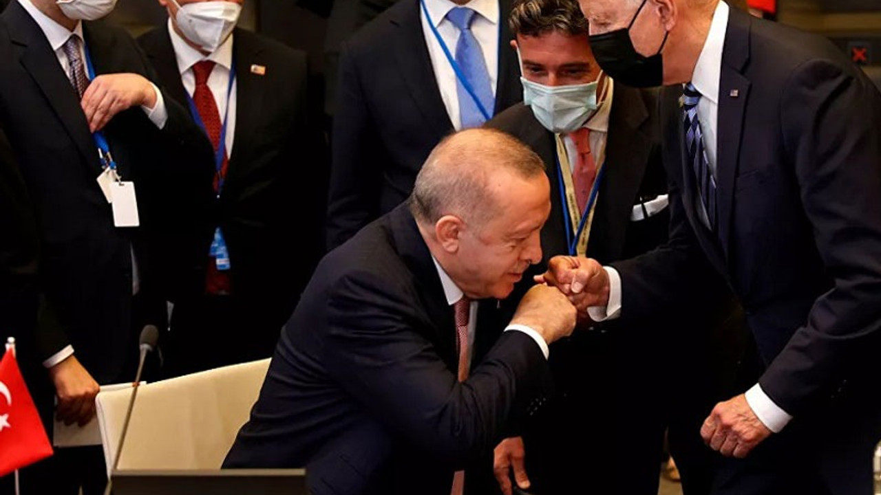 Financial Times'ın kapak fotoğrafına Erdoğan'ın danışmanından tepki