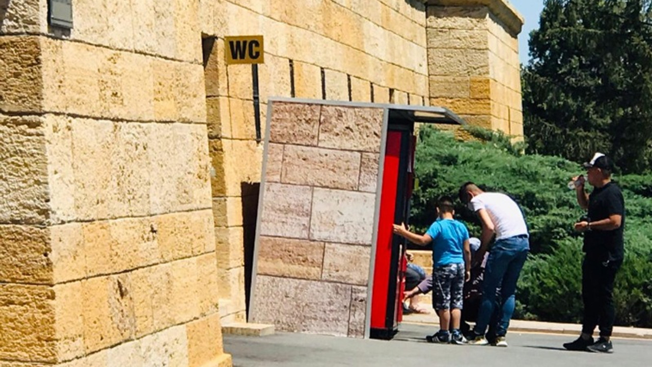 Anıtkabir Komutanlığı hakkında suç duyurusu