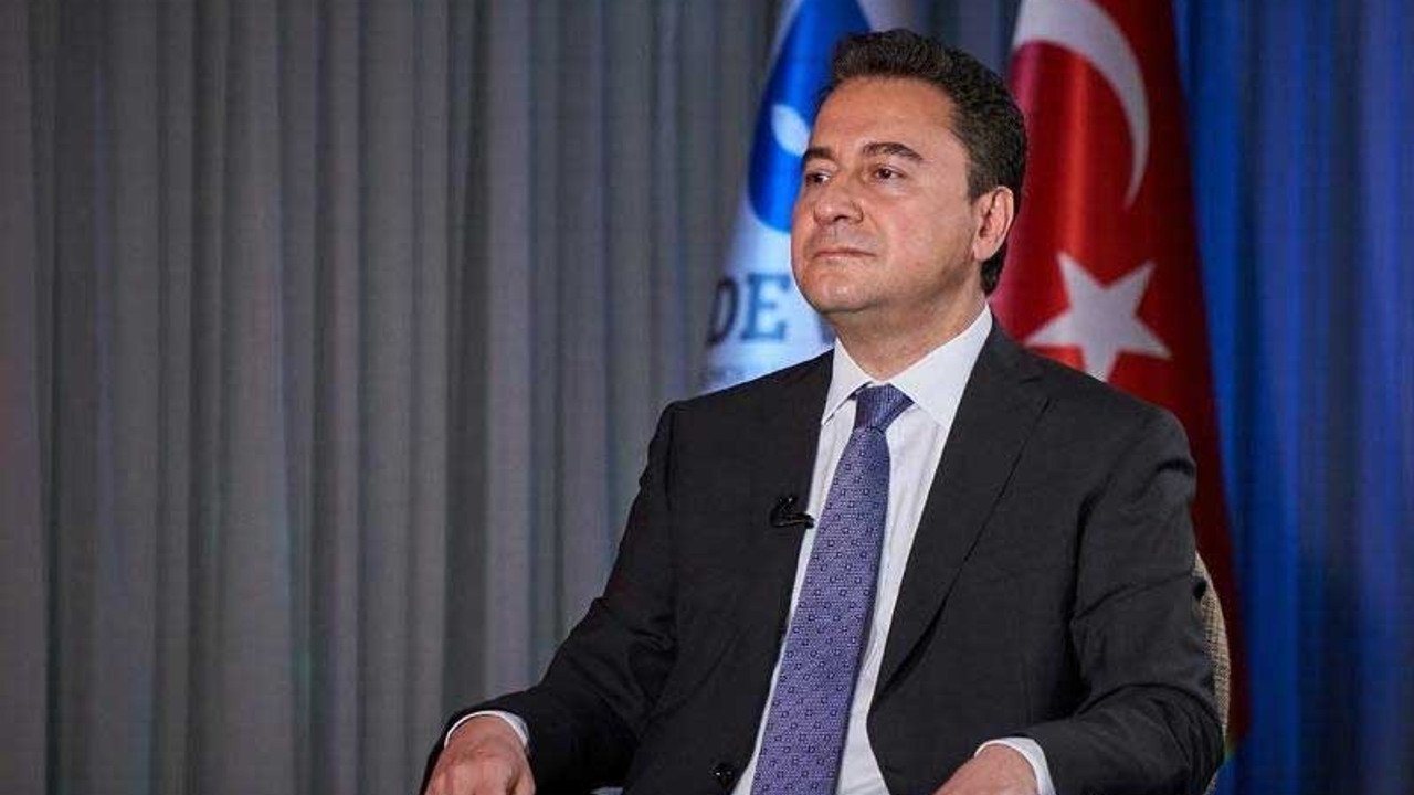 Babacan: Siyasi partilerin kapatılmasına karşıyız