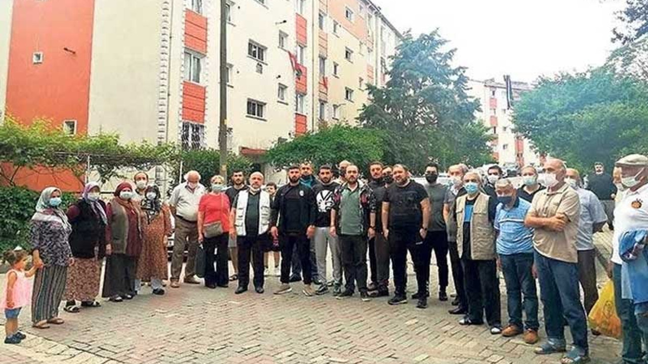 Tozkoparan'da kentsel dönüşüme karşı gece-gündüz nöbet başlatıldı: "Bizi ölüme mi getirdiler buraya?