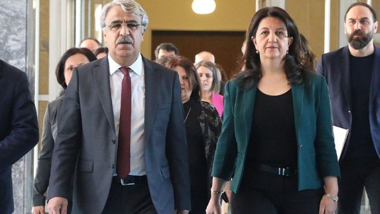 HDP'li Tiryaki: Eş başkanların telefonları başka genel başkanlarla görüşürken dinlenmiş