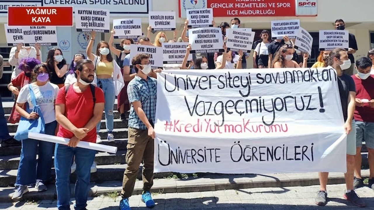 '750 milyon doların peşine düşmeyenler, 300 bin öğrenciye haciz gönderenler burs ve kredileri de kesti'