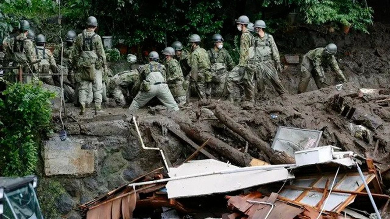 Japonya'daki heyelanda kayıp sayısı 100'ü aştı