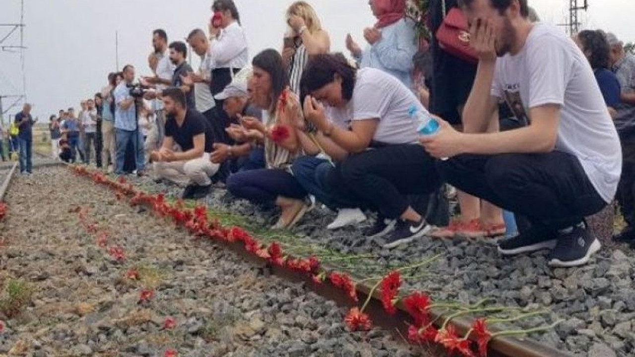 Çorlu tren faciasında adaletsiz 3. yıl: İnsan çocuğunun doğum gününde mezarlıkta olur mu?