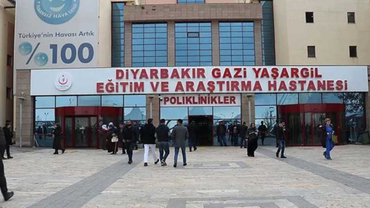 Diyarbakır Eczacı Odası Başkanı'na hemşireden yumruklu saldırı