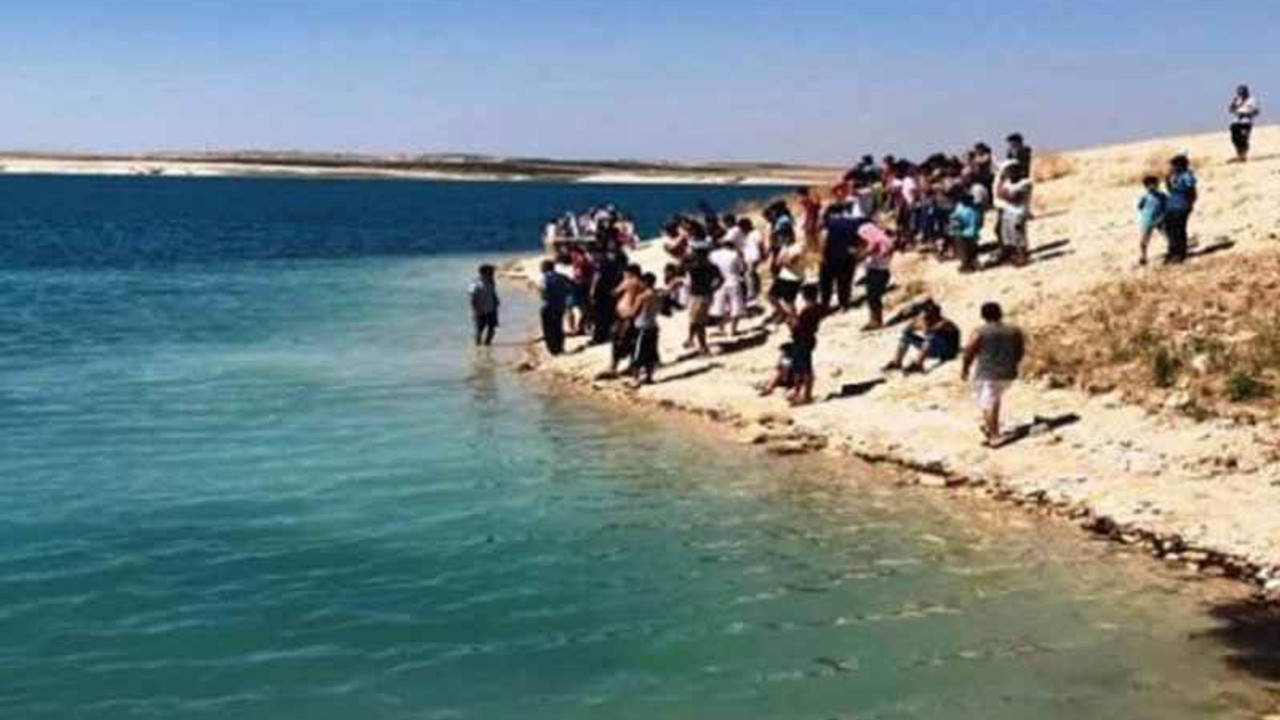 Urfa'da baraj gölüne giren 3 kardeş boğularak yaşamını yitirdi