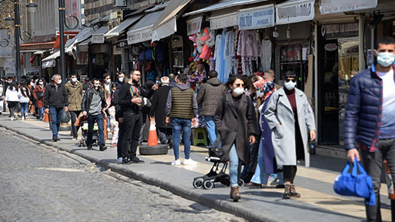 Diyarbakır Tabip Odası Başkanı Turan: Hastaneye yatışı yapılanların yüzde 75'i aşısız olanlar