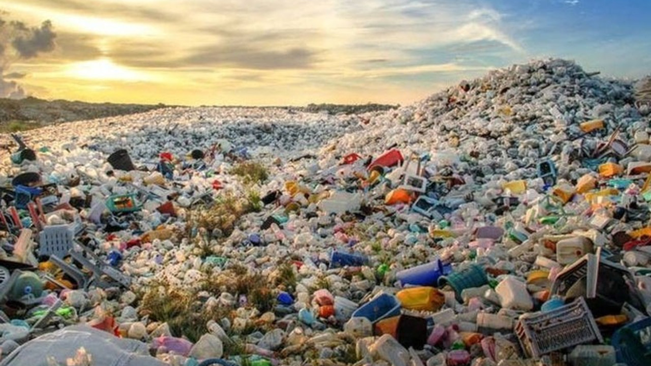 Çevre ve Şehircilik Bakanlığı'ndan 'plastik atık ithalatı' genelgesi