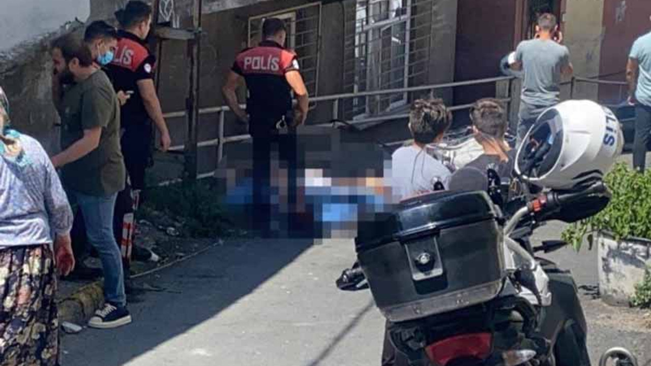 Beyoğlu'nda silahlı kavga: 3 kişi hayatını kaybetti, 1 kişi yaralandı