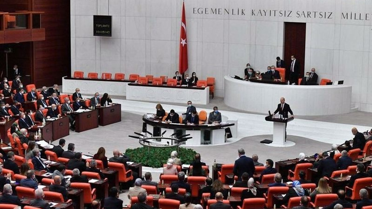 Meclis’te muhalefete geçit yok: Atanmış bakanlar, seçilmiş milletvekillerinin denetimini engelliyor