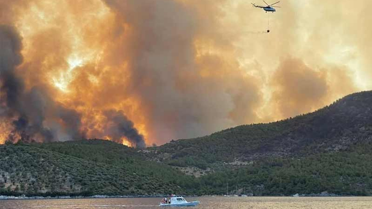 'Türkiye, bu haliyle, adeta fırtınalı bir denizde rotasını kaybetmiş gemiye benziyor'