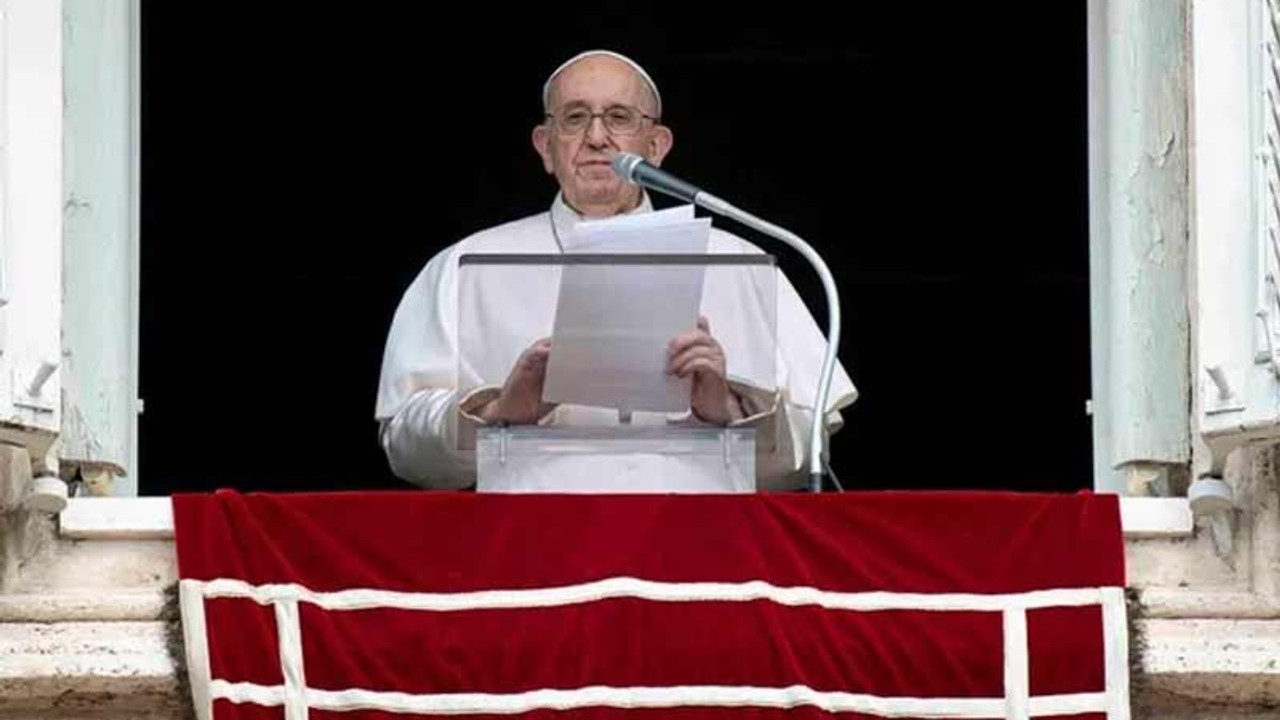 Papa Francis'e içinde üç kurşun olan zarf gönderildi