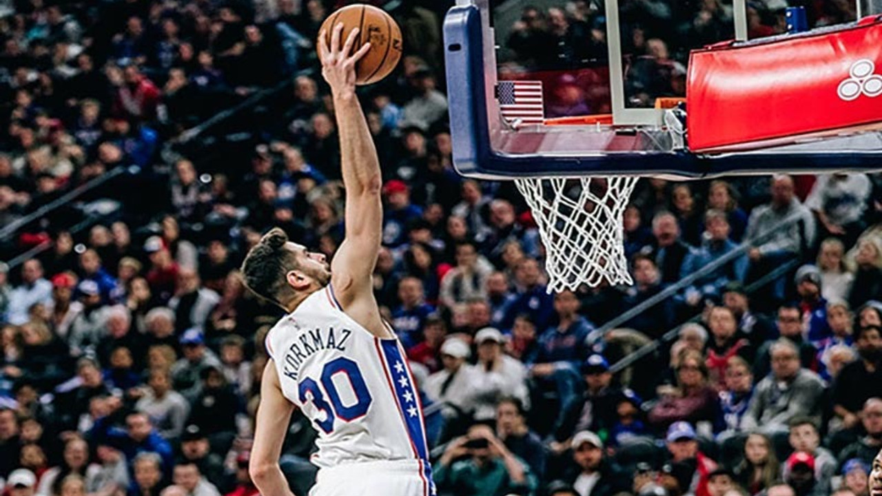 Philadelphia 76ers'den, Furkan Korkmaz'a 15 milyon dolar