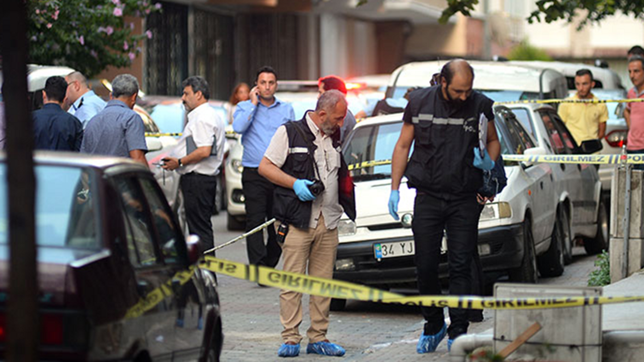İstanbul'da kuyumcu soygunu: 8 kilo altın çalındı