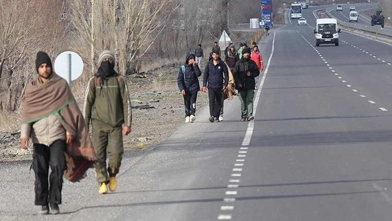 İran resmi haber ajansı çalışanı: Türkiye'ye gelen göçmenler arasında Taliban üyeleri de var