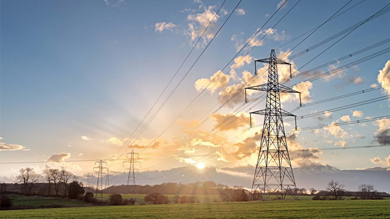 'Özel elektrik şirketlerine verilen yardım, 2.4 milyon haneye yapılan yardımın 30 katı'