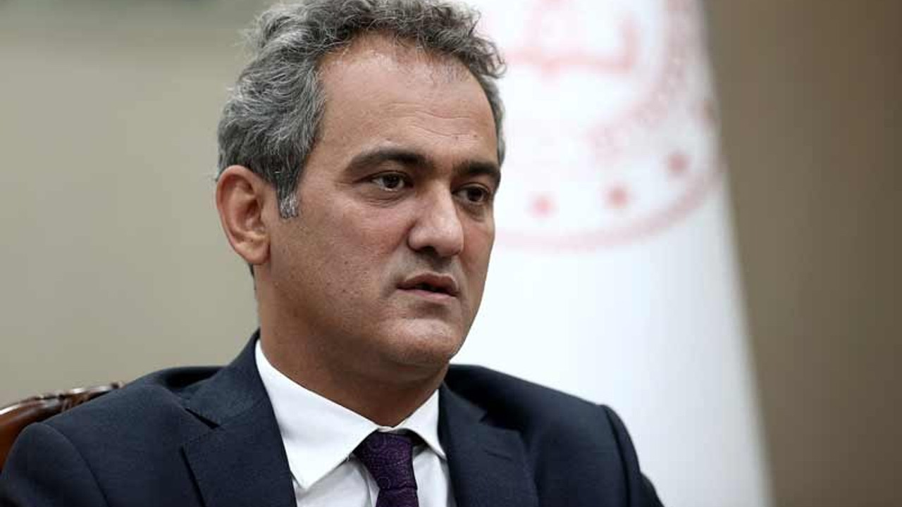 Bakan Özer: Öğrencilerle ilgili ne aşı ne PCR zorunluluğu var