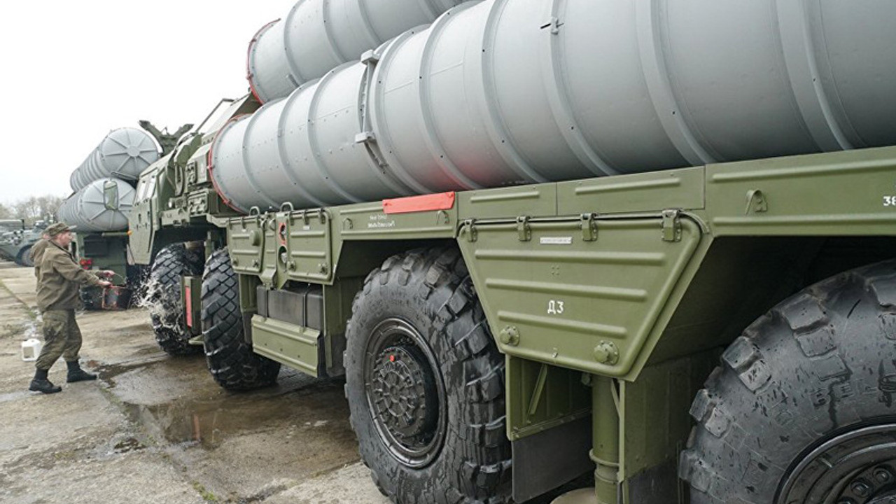 'S-400 füzelerine ilişkin çalışma sürüyor'